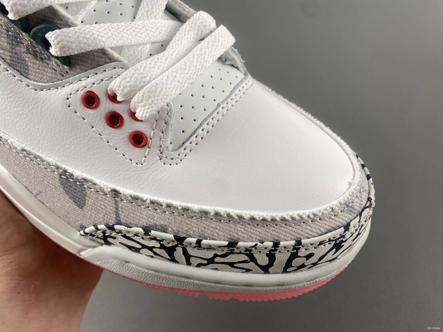 Jordan - Men's 3 HM6993-100 Wings Retro 0915